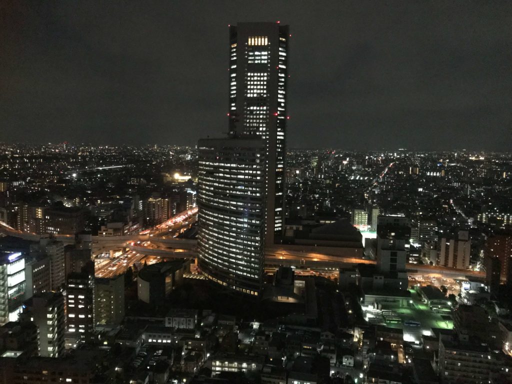 オフィスから眺める夜景
